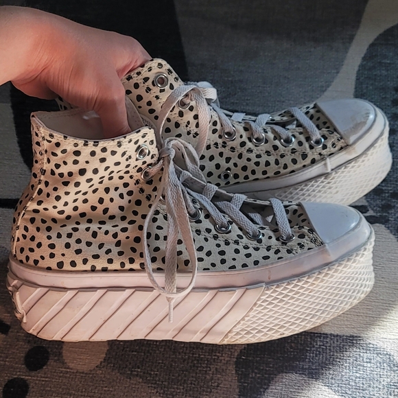 Converse Chuck Taylor All Star Lift 2X Platform Welcome to the Wild - Picture 1 of 5